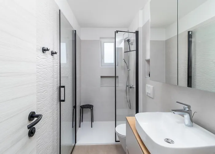 4 Bedroom Stunning In