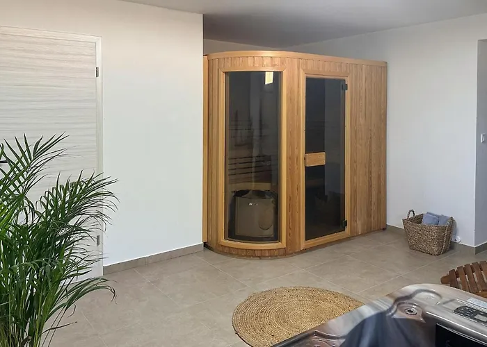 4 Bedroom Stunning In Vikendica Lopar