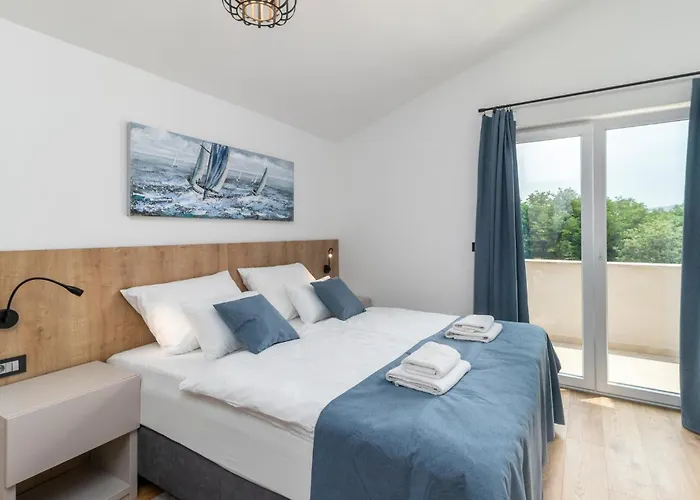 4 Bedroom Stunning In Vikendica Lopar