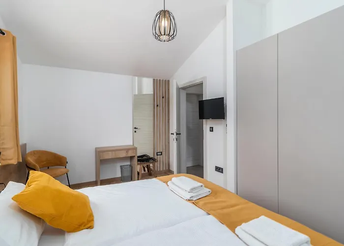 Prázdninový dům 4 Bedroom Stunning In *